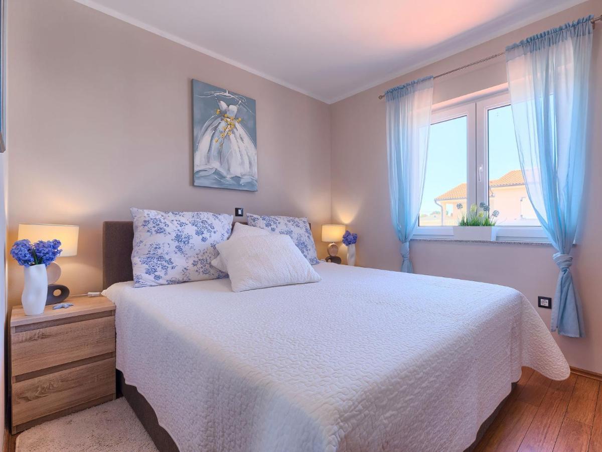 Holiday Home Villa Valentina By Interhome Loborika Екстер'єр фото
