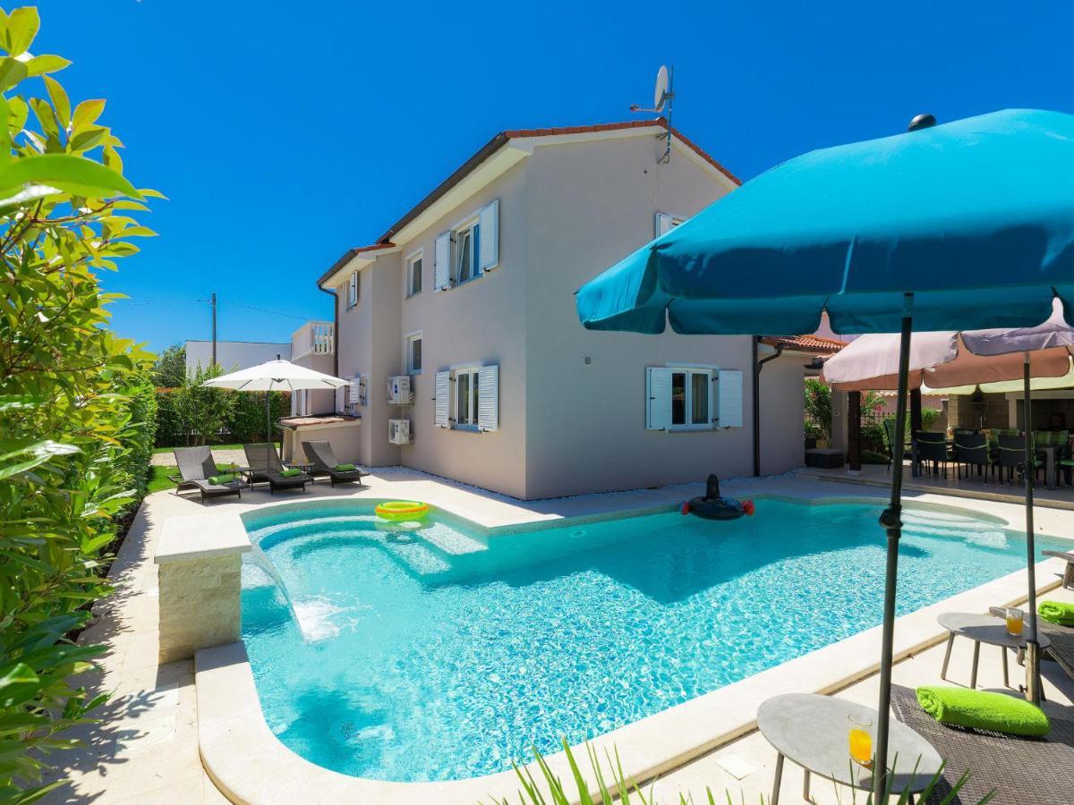 Holiday Home Villa Valentina By Interhome Loborika Екстер'єр фото