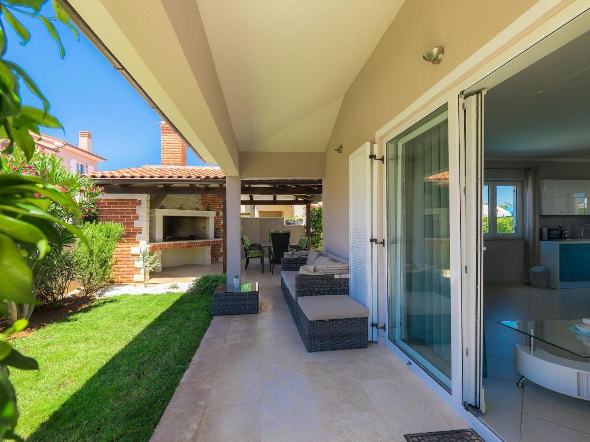 Holiday Home Villa Valentina By Interhome Loborika Екстер'єр фото