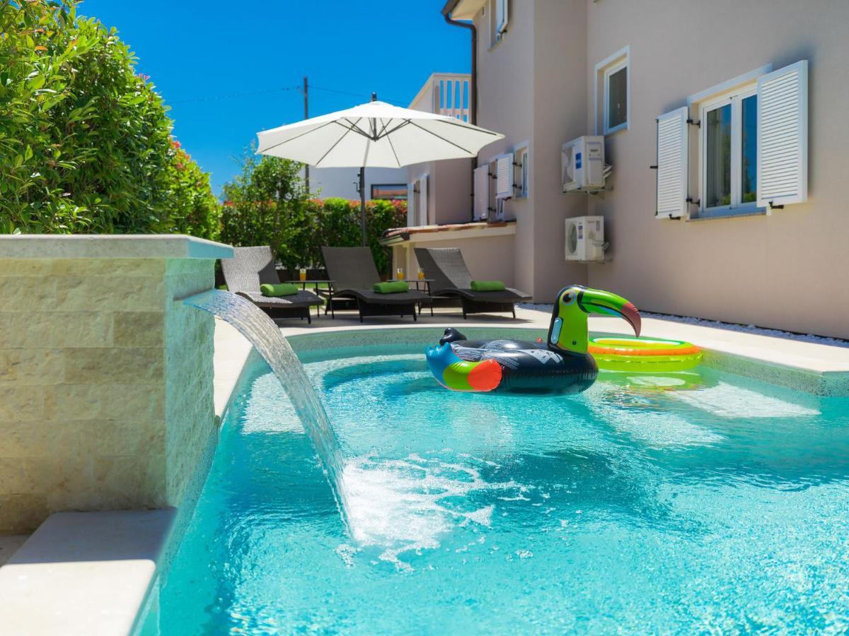 Holiday Home Villa Valentina By Interhome Loborika Екстер'єр фото