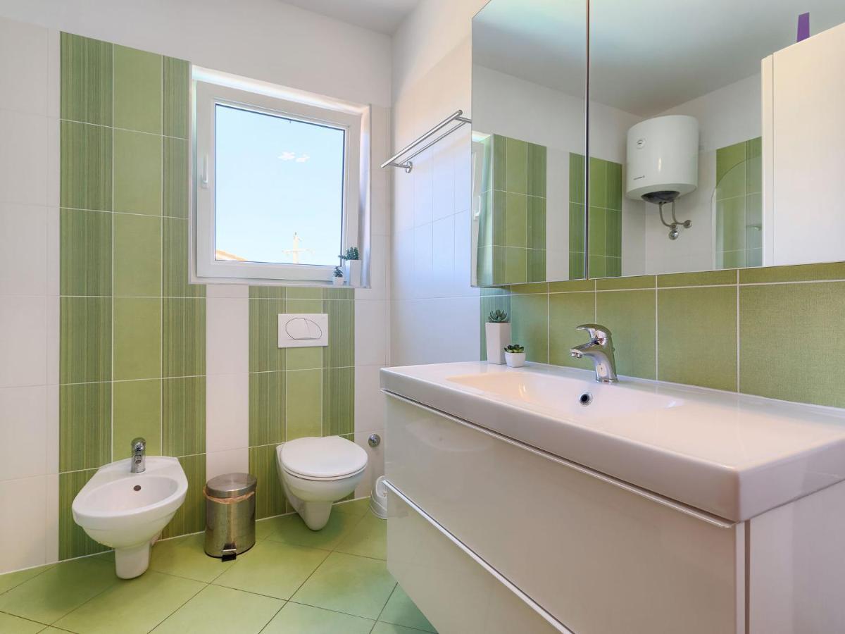 Holiday Home Villa Valentina By Interhome Loborika Екстер'єр фото